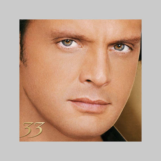 33 - LUIS MIGUEL