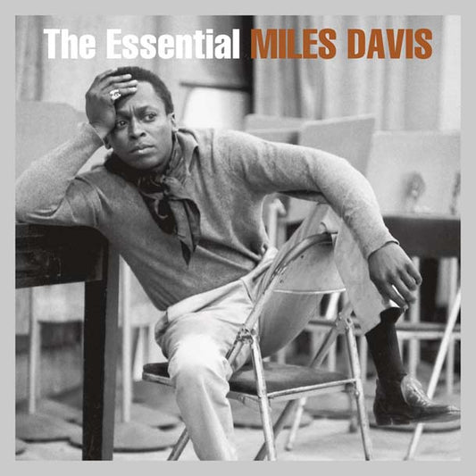 THE ESSENTIAL MILES DAVIS - DAVIS MILES